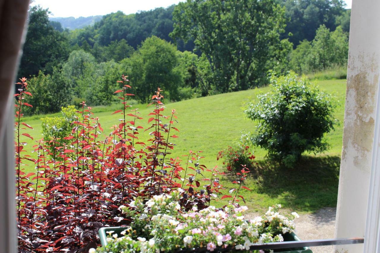 Ancien Haras De La Tour Bed & Breakfast Lamothe-Landerron ภายนอก รูปภาพ